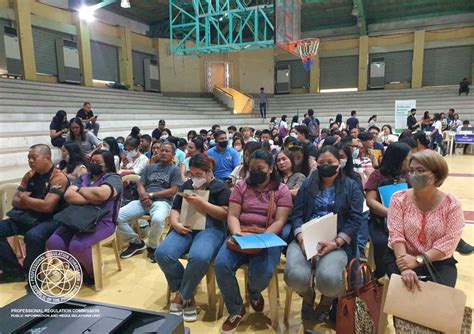 PRC conducts first mobile service in Bataan .